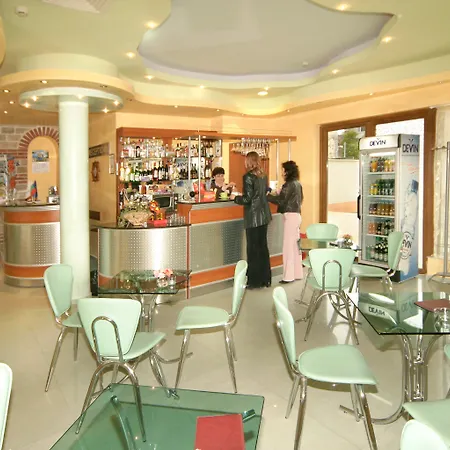 迪奥尼斯酒店