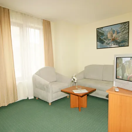 Szálloda Dionis 3*