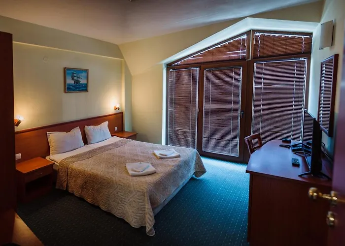 호텔 Dionis 바르나